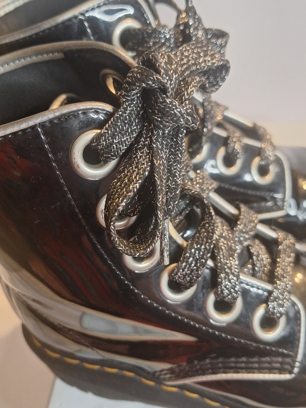 Dr. Martens Molly Black Patent Platform Women's Boots Slip Resistant. Size 7 - Picture 6 of 13